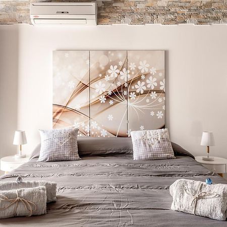 Sofia'S Apt Loft Incantevole Con Terrazza Privata Palermo Kültér fotó
