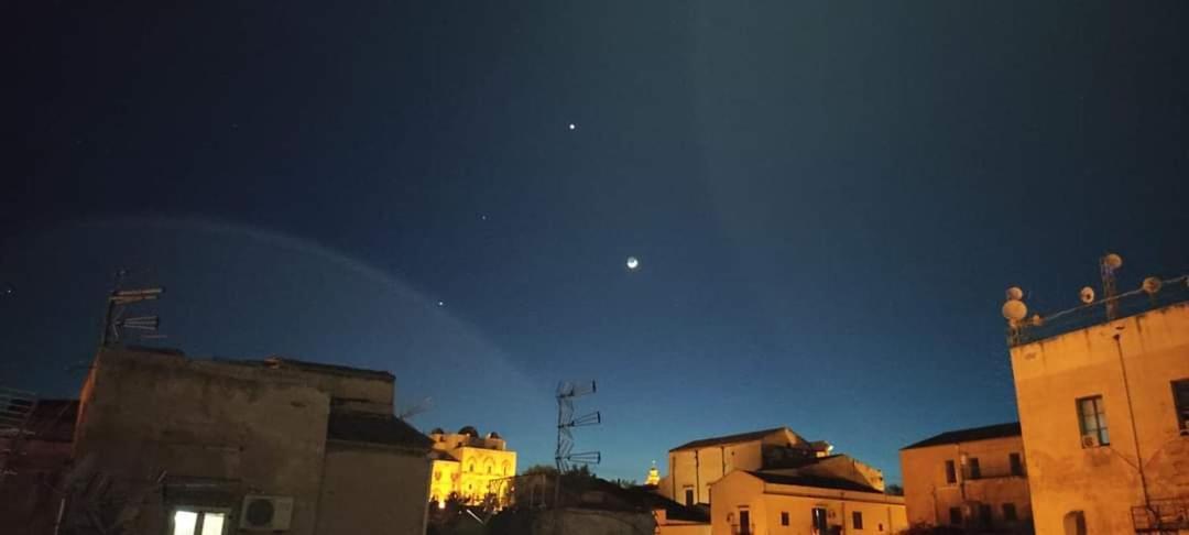 Sofia'S Apt Loft Incantevole Con Terrazza Privata Palermo Kültér fotó