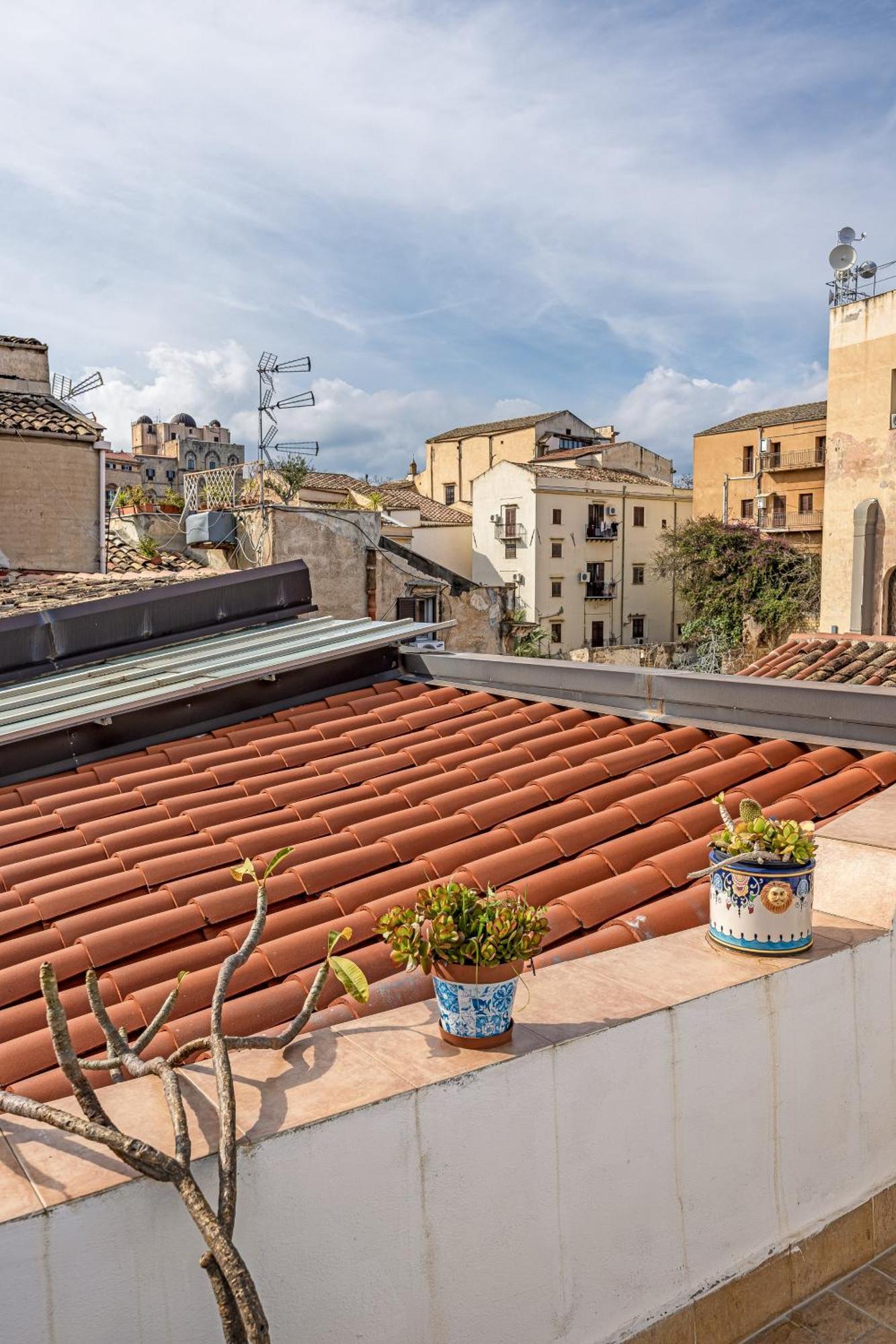 Sofia'S Apt Loft Incantevole Con Terrazza Privata Palermo Kültér fotó